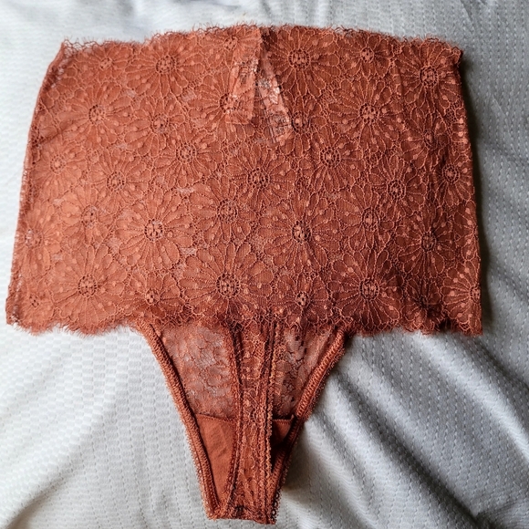 Victorias Secret Burnt‎ Orange Floral/Daisy Nwt High Waist Thong  Panties Small - Picture 2 of 7
